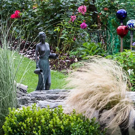 Haus Nannaree Bed & Breakfast 3*